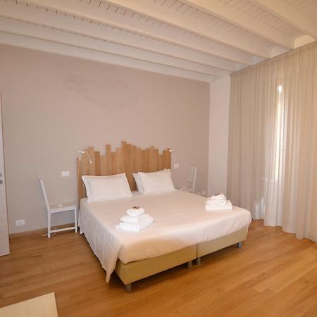 Tambu Apartments Катания Екстериор снимка