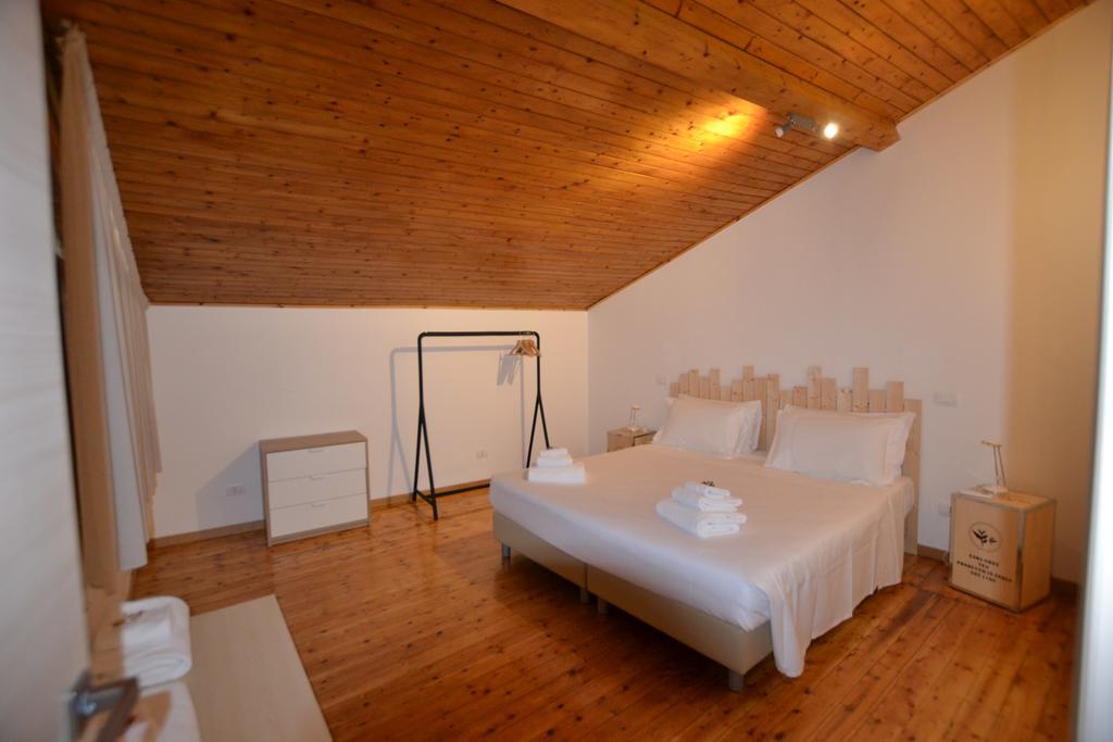 Tambu Apartments Катания Екстериор снимка