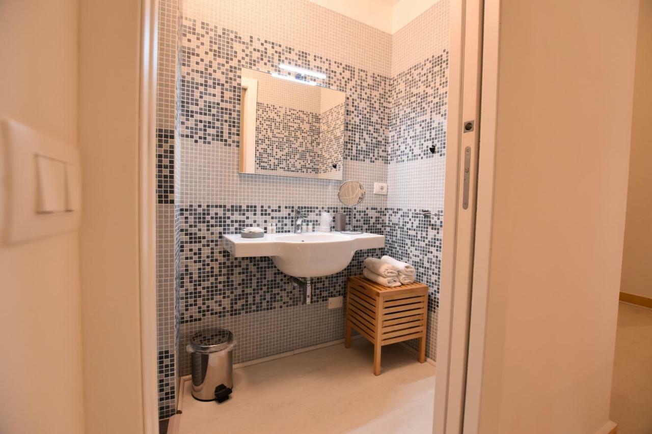 Tambu Apartments Катания Екстериор снимка
